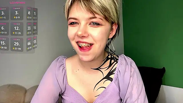 EngelAlman's Live XXX Chat