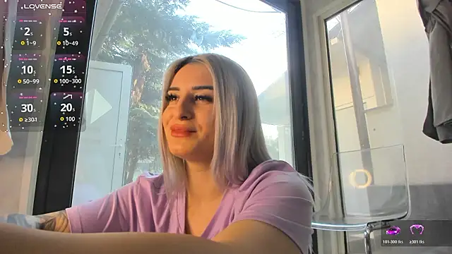 Ella_VeeのライブXXXチャット