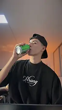 Sebastian_Reed Show Webcam