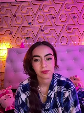 MelanyyJhonson15 – Naživo XXX chat