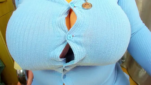 77Sambuca77 Adlı Modelin Canlı XXX Sohbeti