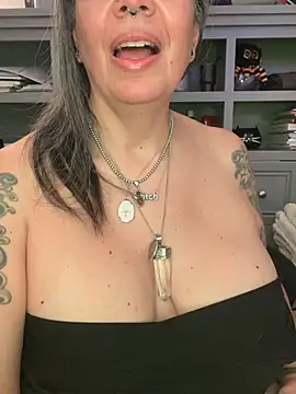 dieseldame1313's Live XXX Chat