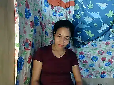 PinaySkinnyGirl 现场XXX聊天