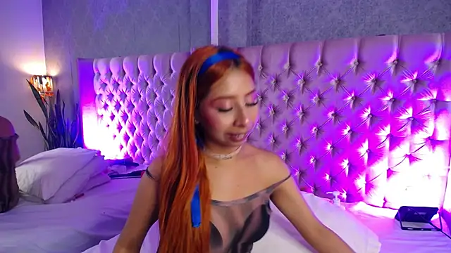 Chatroom XXX en direct de laila_stilwiills