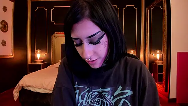 Kat_VonDe Chat XXX live