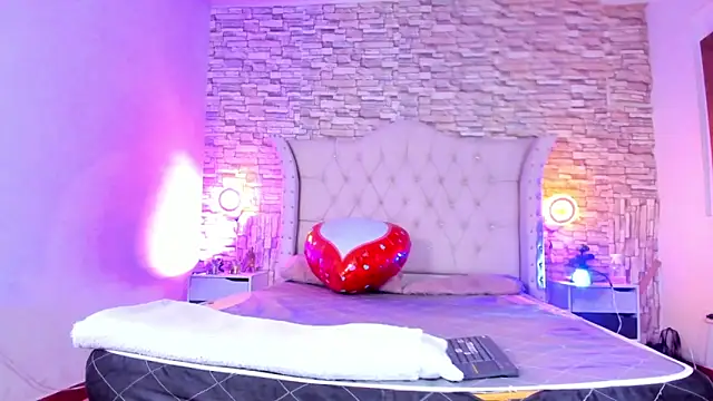 AlphaDuo_ Chat XXX in diretta