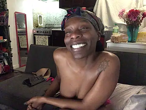 Chat +18 de littyleesh1 ao vivo