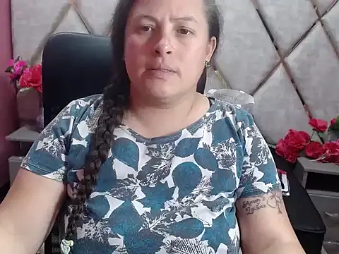 Chat +18 de Sarah_Boobs_ ao vivo