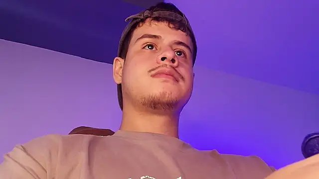 Chatroom XXX en direct de BjornSteel