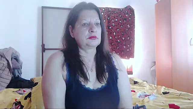 ExtasyMature: διαδικτυακό σόου στην κάμερα