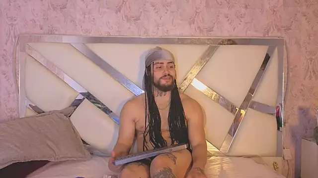 Benny_and_Mark Live XXX-Chat