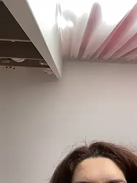 Ms-Lust1- – Live XXX-chat