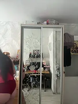 Lolitkoo Adlı Modelin Canlı XXX Sohbeti