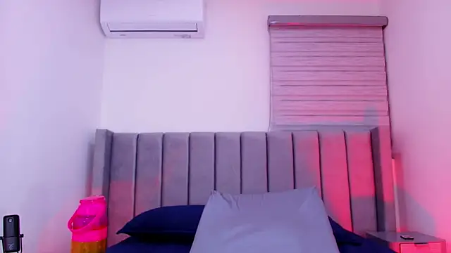 Sembang XXX Secara Langsung freyhasmith_