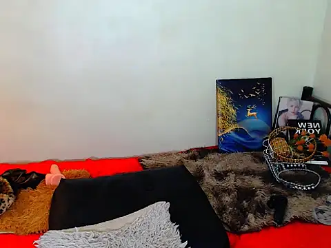 Queeny_Cassandra Show Webcam