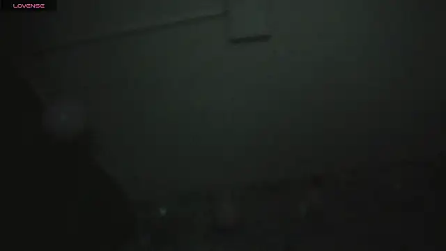 adellelennoxx élő XXX-chatje