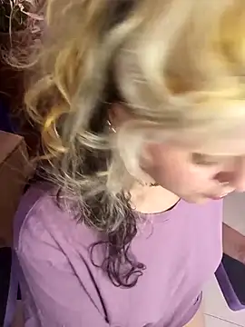 XXX chat uživo modela la_venuss