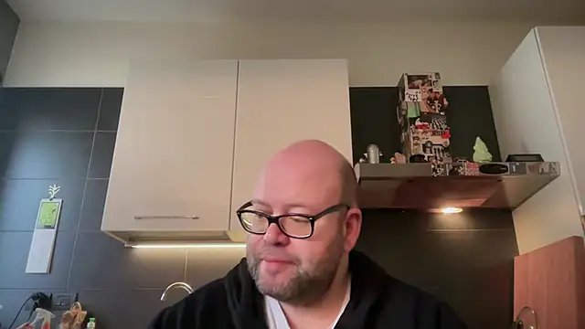 Онлайн чат XXX theitalianbear