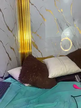 dianamilf  élő XXX-chatje