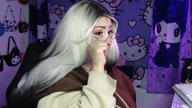 lussyevans24's Live XXX Chat