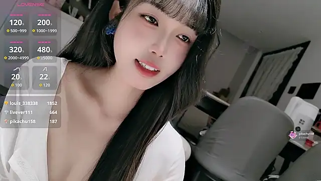 sansan-666 – Live XXX-chat