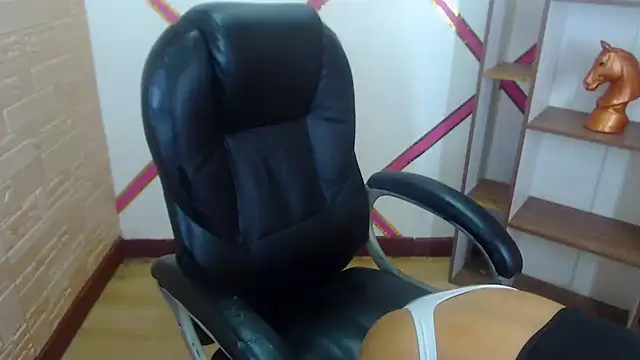 Heidy_Colins 即時 XXX 聊天