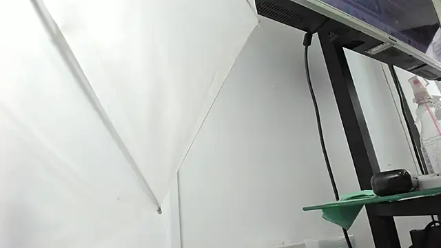 Raphael_Nyon 在線直播表演