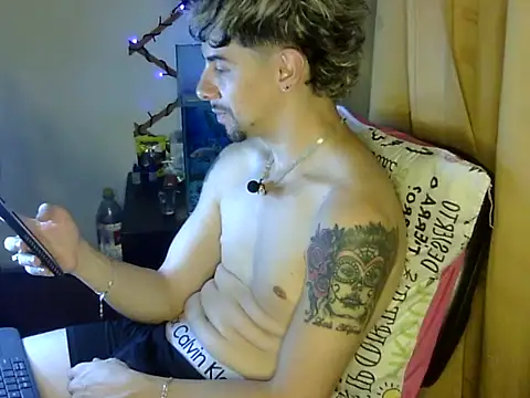 venusfranco_94 Adlı Modelin Canlı XXX Sohbeti