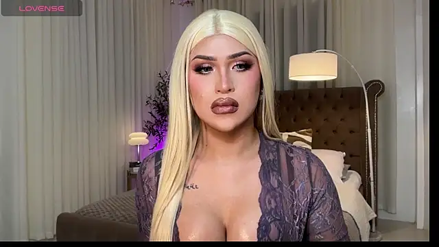 Вебкам-шоу Your_Majesty_Tyra