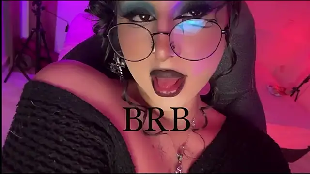 Heka_Prudence Webcam show