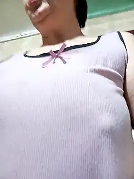 Wendy_Kristi Chat XXX live