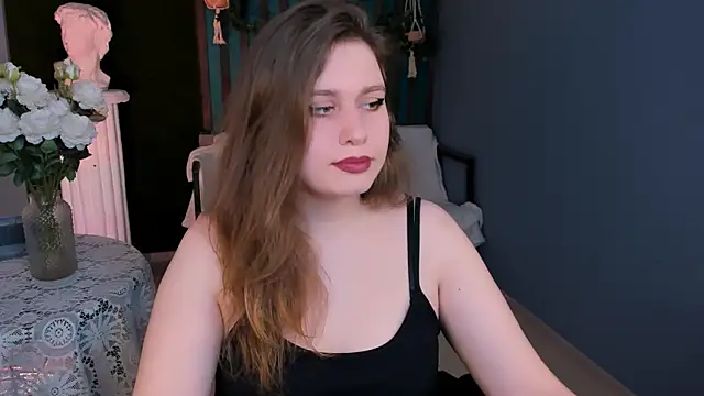 XXX chat uživo modela FioraMarmoris