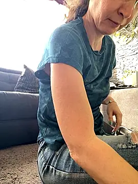 Chatroom XXX en direct de AnnikaRose