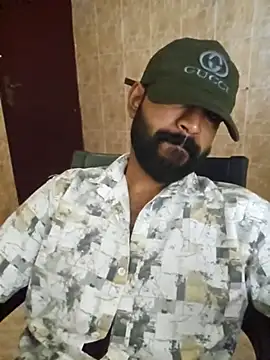 BigkannanのライブXXXチャット