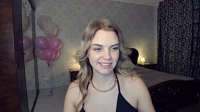 LunaFlinn's Live XXX Chat