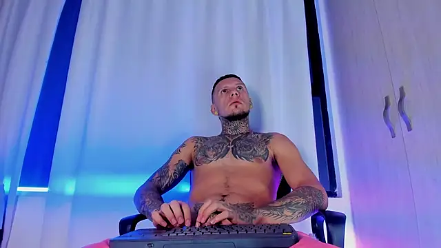 Kings_Ultimate: онлайн-секс-чат