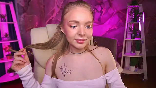 EmilySunshineS – Naživo XXX chat