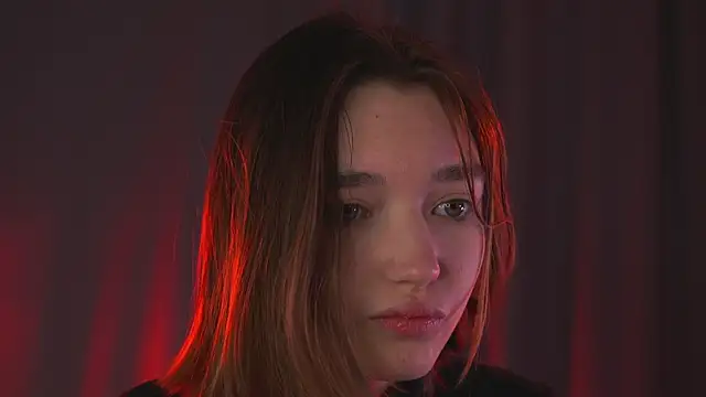 XXX chat uživo modela Leyla_crsh