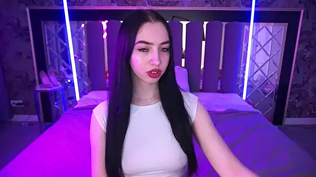 WildKittenX_ webkamerás műsora