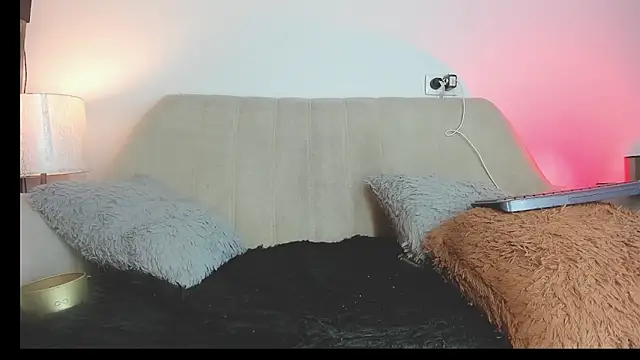 Chatroom XXX en direct de drakomilck1