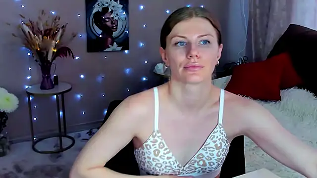 XXX chat uživo modela JinnaGreat