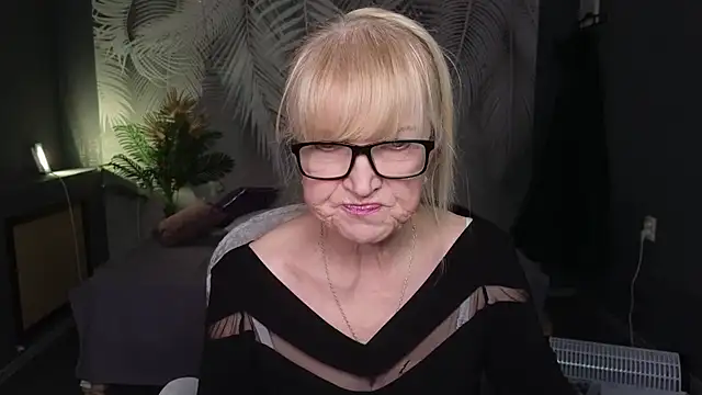 Sabina_Ros 现场XXX聊天