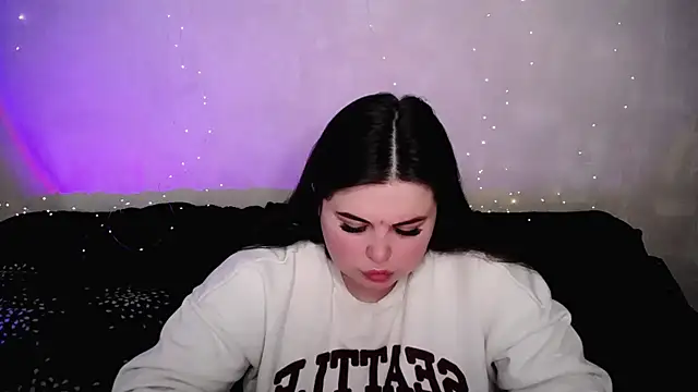 Emily_Mo Chat XXX live