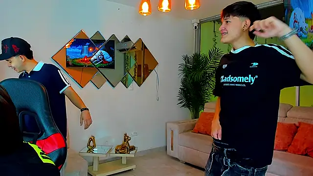 Houseofwarrios élő XXX-chatje