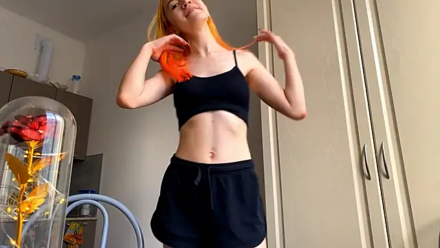 EmilyHein élő XXX-chatje