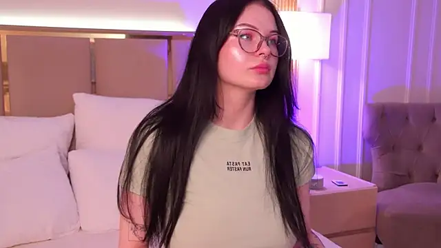 Chatroom XXX en direct de CindyMil