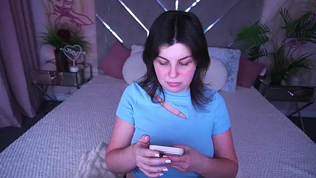 MirandaWong live XXX chat