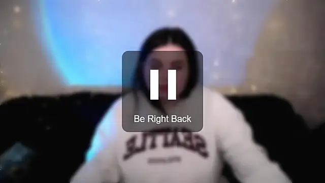 Chat XXX en directo de Emily_Mo