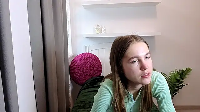 Just_L0VE_me Adlı Modelin Canlı XXX Sohbeti