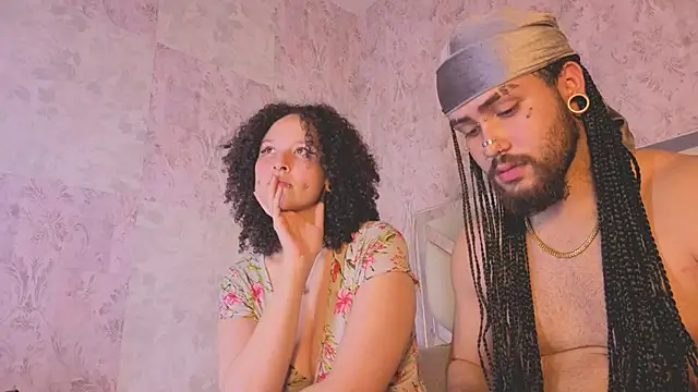 Benny_and_Mark's Live XXX Chat